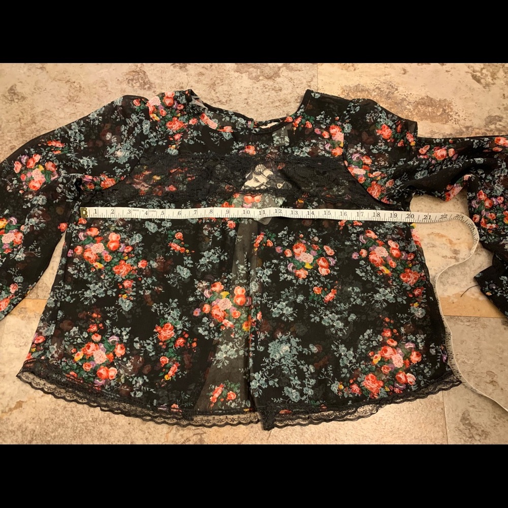 NEW WITH TAG - never worn - juniors LRG “Fun & Flirt by Japna” sheer lacy top